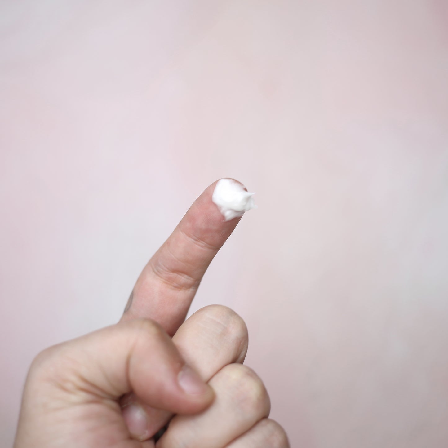 Hand & Body Whipping Cream 身手滑滑霜